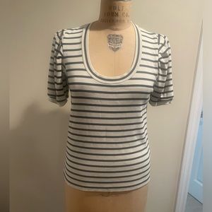 Veronica Beard scoop neck tee
